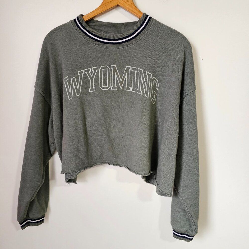 EUC AMERICAN EAGLE WYOMING PRINT OVERSIZED RAW HEM SWEATSHIRT SIZE SMALL